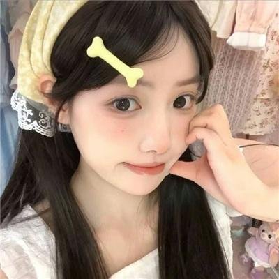 踏浪女人